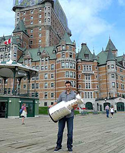 Patrice Bergeron and the Stanley Cup spent some time take photos outside of the Chateau Frontenac.