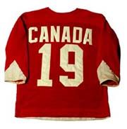 Paul Henderson's famous #19 jersey
