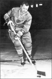 Doug Harvey as a member of the 1967-68 St. Louis Blues