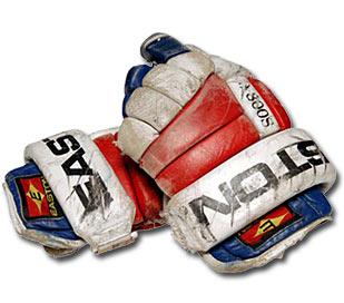 Gloves worn by New York Ranger Brian Leetch (1991-92  to 1997-98)