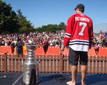 Brent Seabrook and the Stanley Cup were greeted by fans and Delta mayor Lois Jackson at the rec centre.