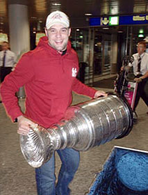 Antti Niemi is a smiles as the Stanley Cup arrives in Finland