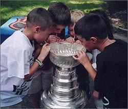 Hockey Hall of Fame - Stanley Cup Journals: 42