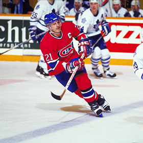 Carbonneau wore the Montreal Canadiens jersey for 12 of his 19 NHL seasons (Doug MacLellan/HHOF). 