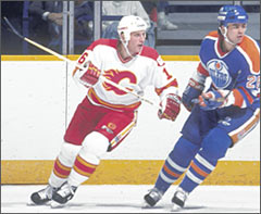 Brett Hull (with father Bobby)