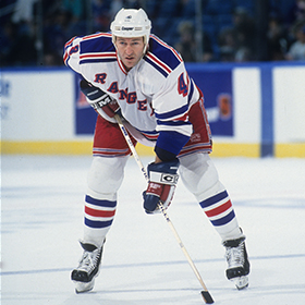 Joining with many former Oilers teammates, Lowe helped bring the New York Rangers the Stanley Cup in 1994 (Paul Bereswill/HHOF).