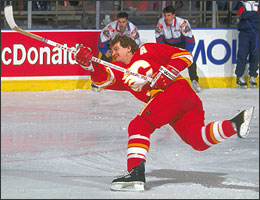 Al MacInnis rode slap shot to Hall of Fame 