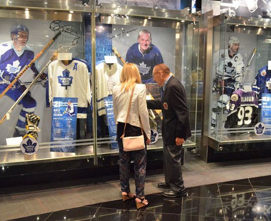 toronto maple leaf centennial jersey