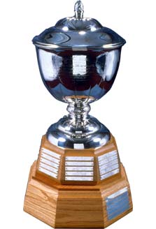Award Ceremony 2017 Trophy_norrislg