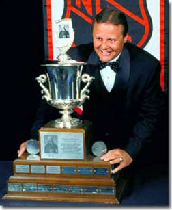 Bill Barber claimed the Jack Adams Trophy as the NHL's top coach in 2001.