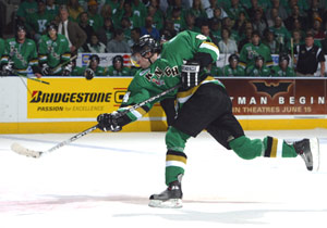 Correy Perry of the London Knights lets one go at the 2005 Memorial Cup tournament.