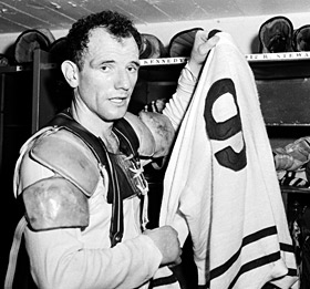 tp_TmLeafs4651_02.jpg
