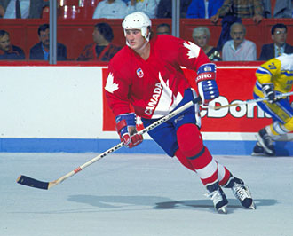 Hockey Canada unveils new heritage jersey 