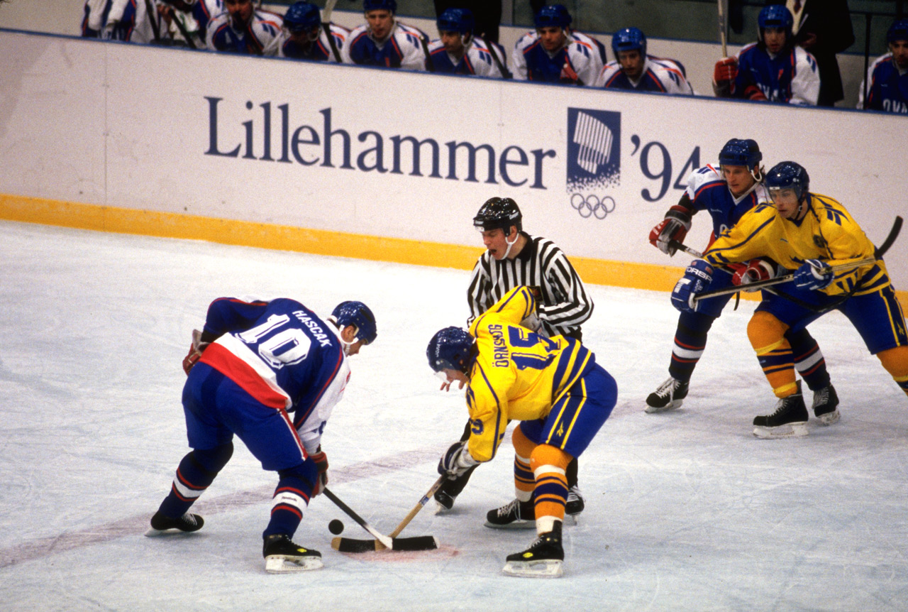 Starting Lineup 1994 Pat La Fontaine Buffalo Sabres Hockey NHL -   Denmark
